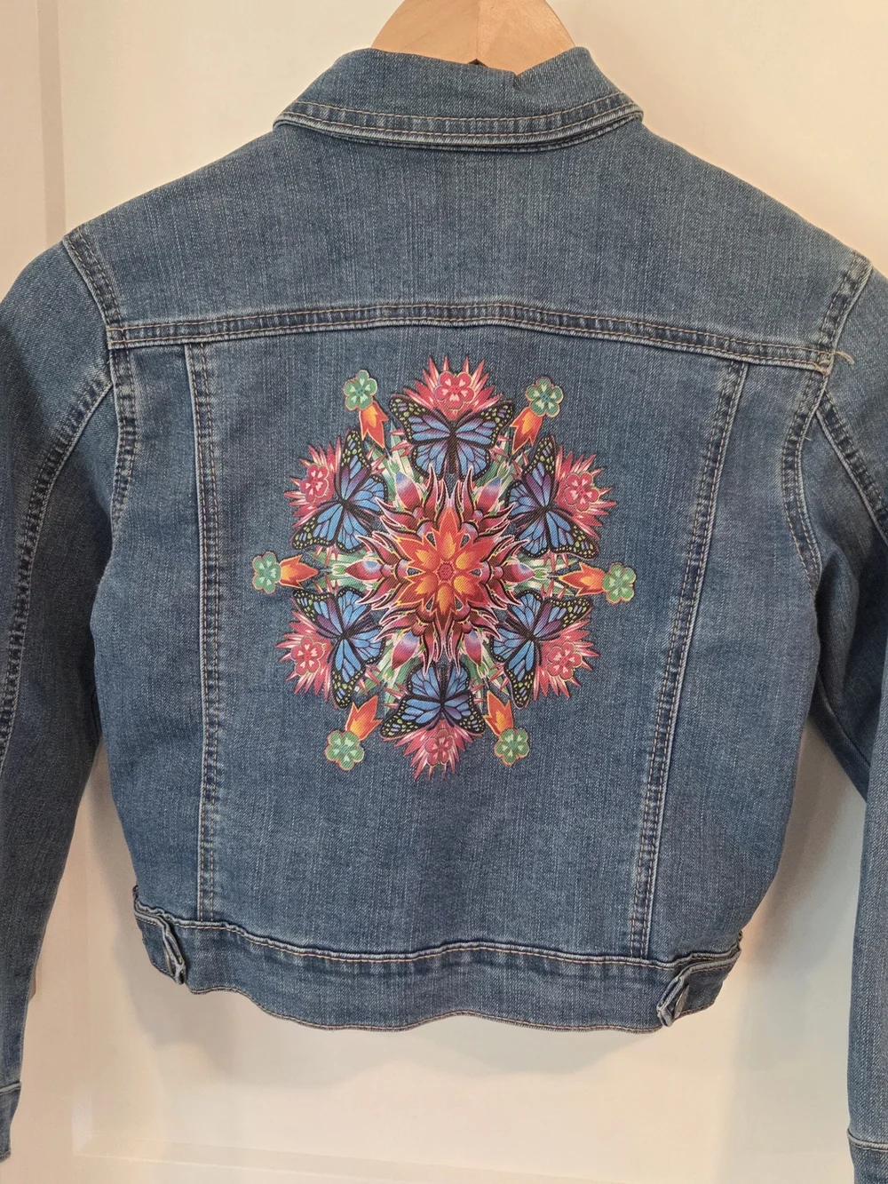 Disney Encanto Girls Denim Jacket Size M 7/8 Butterfly Floral Back Cottagecore